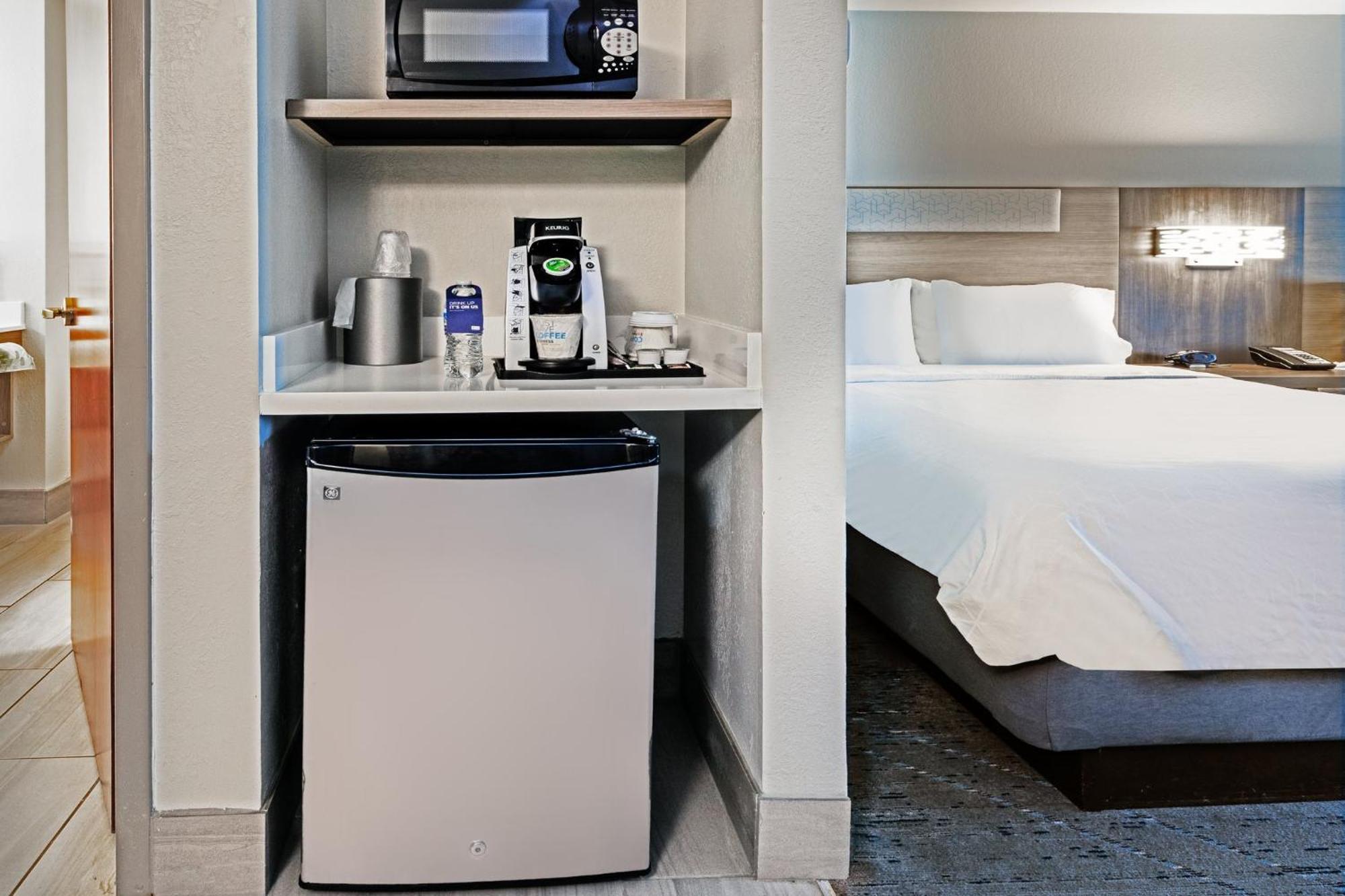 Holiday Inn Express Harvey-Marrero By Ihg Exterior foto